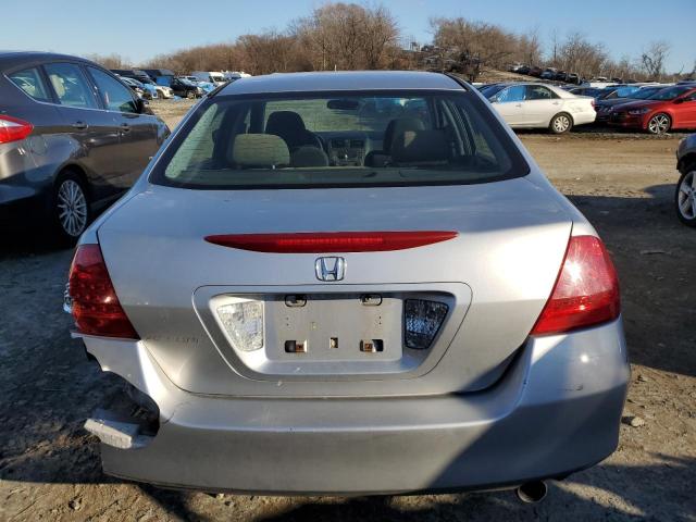 1HGCM56727A162429 - 2007 HONDA ACCORD EX SILVER photo 6