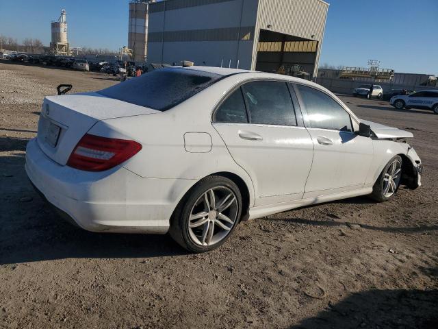 WDDGF4HB8DR281725 - 2013 MERCEDES-BENZ C 250 WHITE photo 3