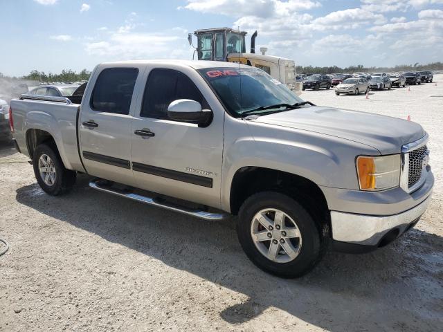 2GTEC13C981211108 - 2008 GMC SIERRA C1500 SILVER photo 4