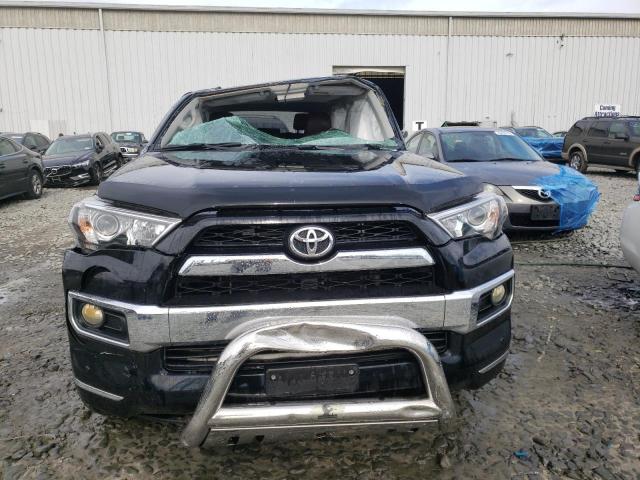 JTEBU5JR4J5567447 - 2018 TOYOTA 4RUNNER SR5/SR5 PREMIUM BLACK photo 11