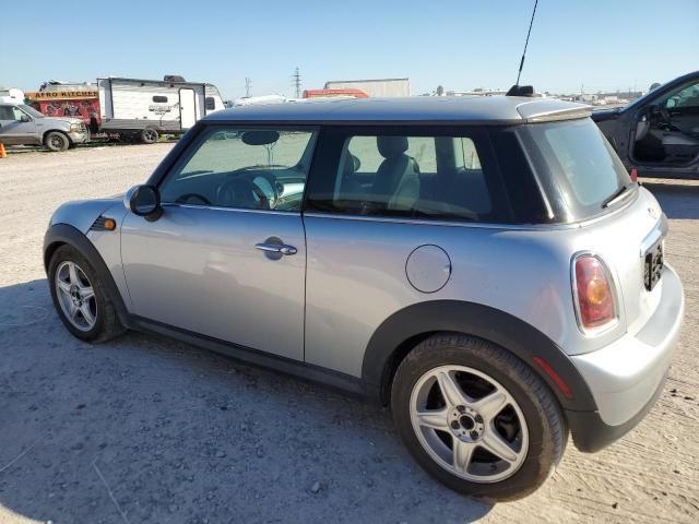 WMWMF33518TT63200 - 2008 MINI COOPER SILVER photo 2