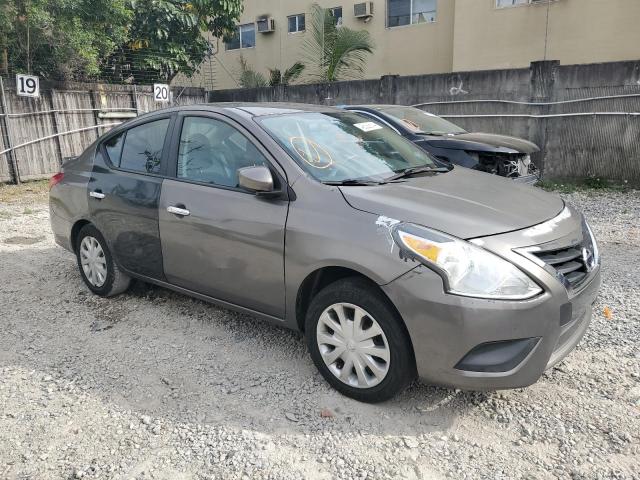 3N1CN7AP6FL930129 - 2015 NISSAN VERSA S GRAY photo 4