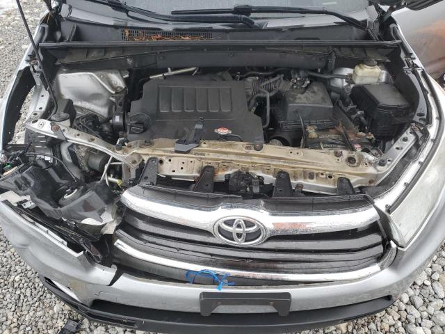 5TDJKRFH8FS214319 - 2015 TOYOTA HIGHLANDER XLE 银色 照片 12