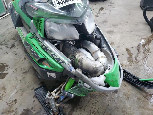 4UF07SNW57T126599 - 2007 ARCTIC CAT ARTIC CAT Grün Foto 9