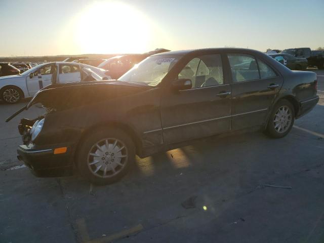 2000 MERCEDES-BENZ E 320, 