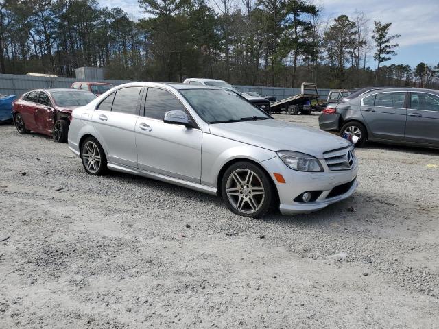 WDDGF56XX9R060056 - 2009 MERCEDES-BENZ C 350 SILVER photo 4