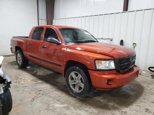 1D7HW58N48S602405 - 2008 DODGE DAKOTA QUAD LARAMIE ORANGE photo 4