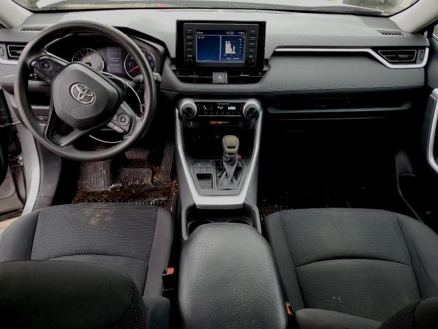 2T3K1RFV4KW003270 - 2019 TOYOTA RAV4 LE 银色 照片 8