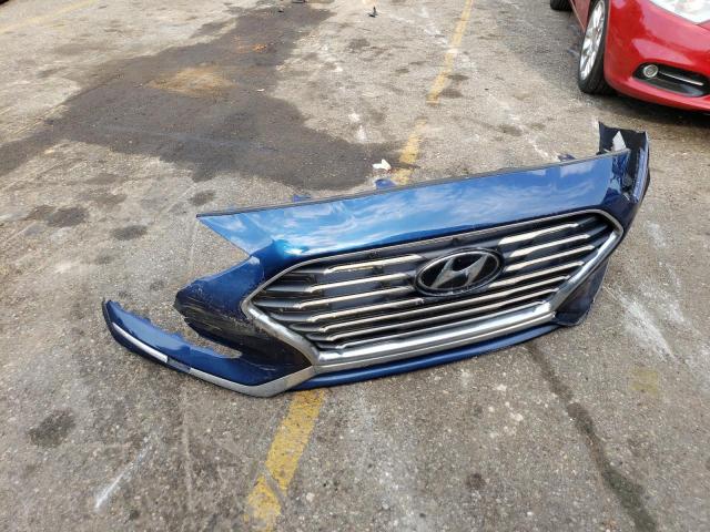 5NPE34AF5JH667660 - 2018 HYUNDAI SONATA SPORT Blau Foto 12