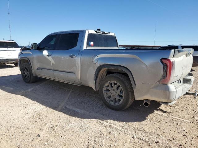 5TFNA5EC6PX011699 - 2023 TOYOTA TUNDRA CREWMAX PLATINUM Silber Foto 2