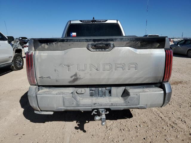 5TFNA5EC6PX011699 - 2023 TOYOTA TUNDRA CREWMAX PLATINUM Silber Foto 6