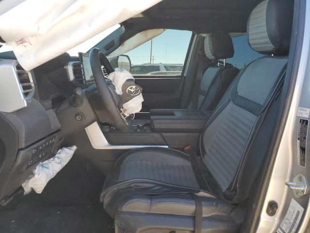 5TFNA5EC6PX011699 - 2023 TOYOTA TUNDRA CREWMAX PLATINUM Silber Foto 7