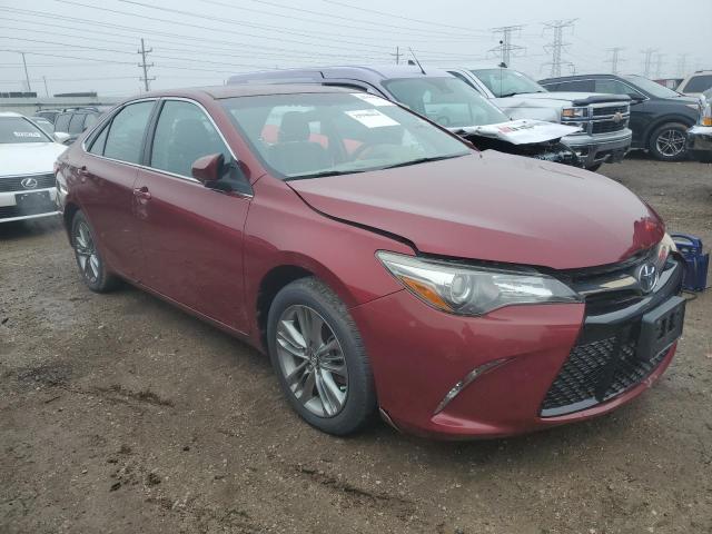 4T1BF1FK0GU568303 - 2016 TOYOTA CAMRY LE RED photo 4
