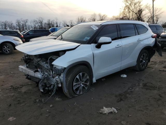 5TDGZRBH0NS242092 - 2022 TOYOTA HIGHLANDER XLE WHITE photo 1