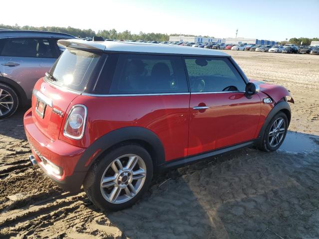 WMWSV3C54DT479995 - 2013 MINI COOPER S RED photo 3