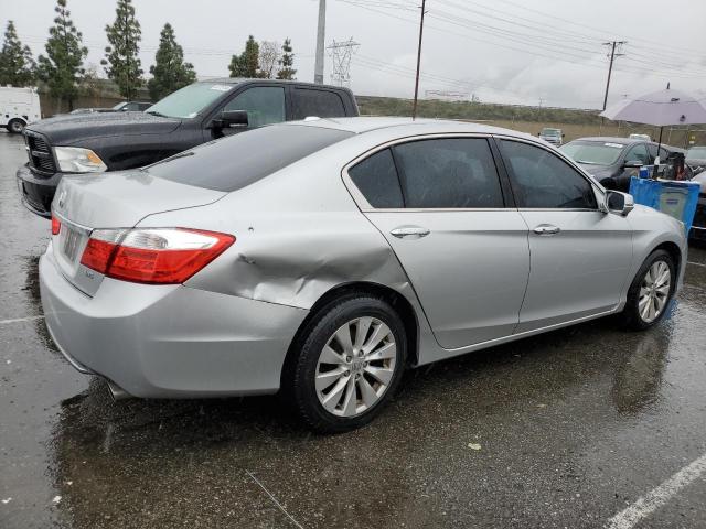 1HGCR3F85FA010769 - 2015 HONDA ACCORD EXL SILVER photo 3