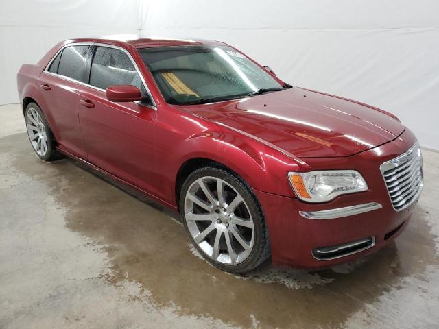 2C3CCAAG9EH380128 - 2014 CHRYSLER 300 RED photo 4