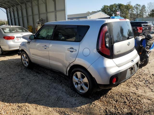 KNDJN2A26J7514932 - 2018 KIA SOUL SILVER photo 2