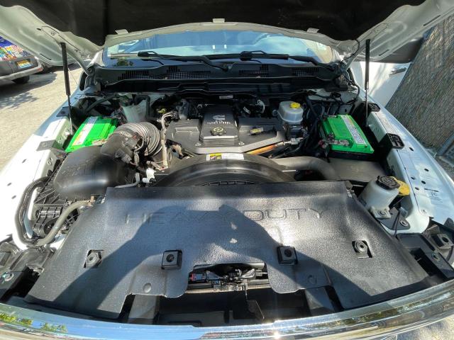 3C6UR5JL2GG265366 - 2016 RAM 2500 SLT 白色 照片 7