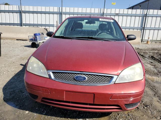 1FAFP34N85W283139 - 2005 FORD FOCUS ZX4 RED photo 5