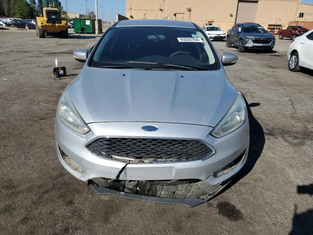 1FADP3F29FL259199 - 2015 FORD FOCUS SE SILVER photo 5