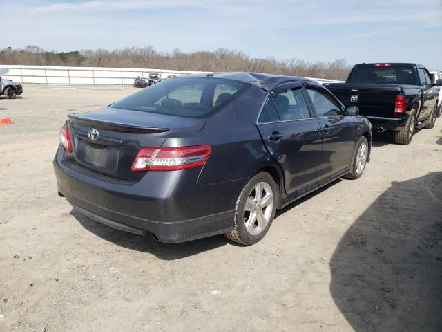 4T1BK3EK8BU617507 - 2011 TOYOTA CAMRY SE GRAY photo 3