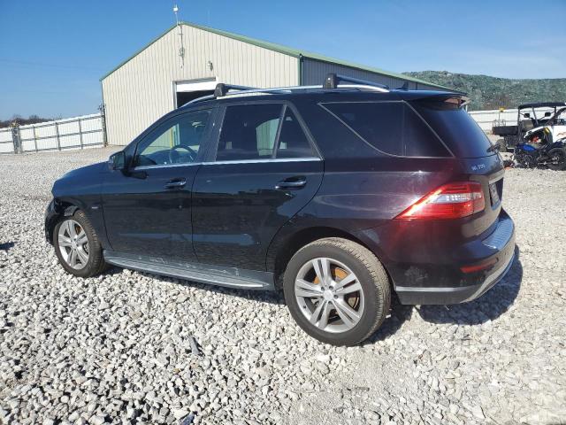 4JGDA5HB1CA031169 - 2012 MERCEDES-BENZ ML 350 4MATIC BLACK photo 2
