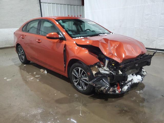 3KPF24AD4PE602916 - 2023 KIA FORTE LX RED photo 4