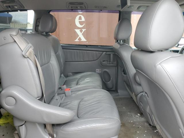 5TDYK4CC9AS321463 - 2010 TOYOTA SIENNA XLE SILVER photo 11