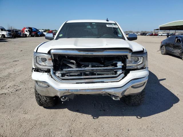 3GTU2NEC6HG351403 - 2017 GMC SIERRA K1500 SLT WHITE photo 5