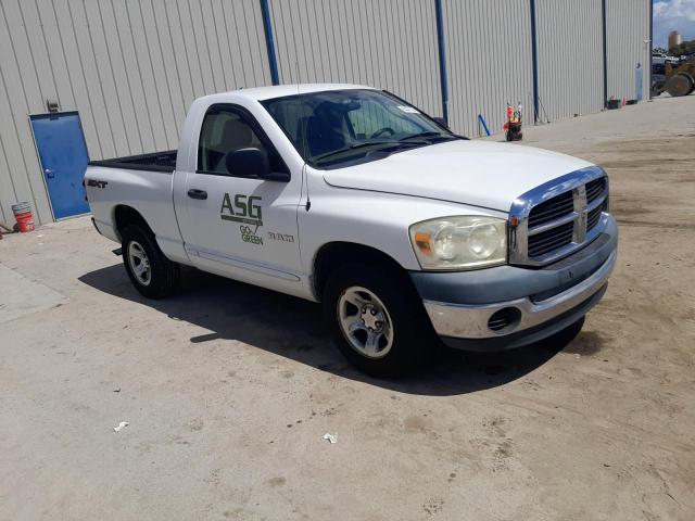 1D7HA16K18J112185 - 2008 DODGE RAM 1500 ST WHITE photo 4