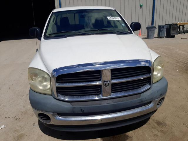 1D7HA16K18J112185 - 2008 DODGE RAM 1500 ST WHITE photo 5