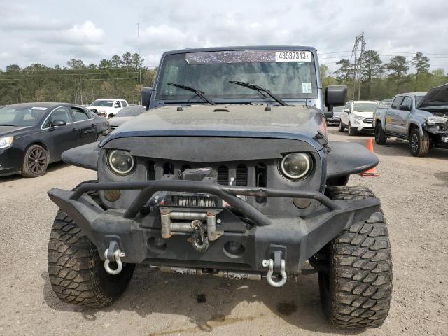 1J4GA59108L538822 - 2008 JEEP WRANGLER U SAHARA BLUE photo 5