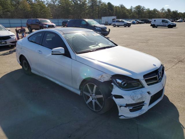 WDDGJ4HB9FG357319 - 2015 MERCEDES-BENZ C 250 WHITE photo 4