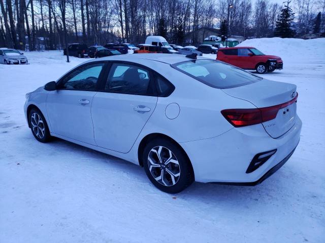 3KPF24AD7ME295334 - 2021 KIA FORTE FE SILVER photo 2