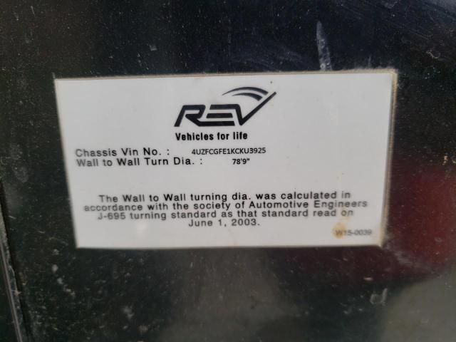 4UZFCGFE1KCKU3925 - 2019 FREIGHTLINER CHASSIS XC შავი ფოტო 10