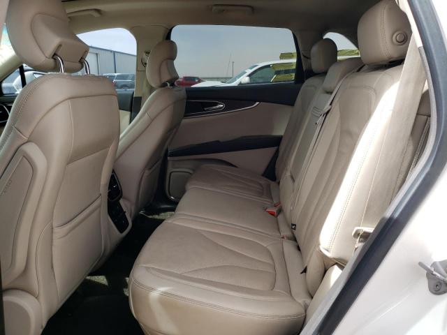 2LMPJ6LR3HBL53836 - 2017 LINCOLN MKX RESERVE أبيض صورة 10