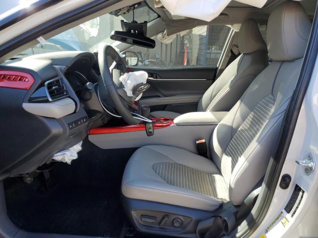 4T1S11AK0PU095170 - 2023 TOYOTA CAMRY SE NIGHT SHADE WHITE photo 7