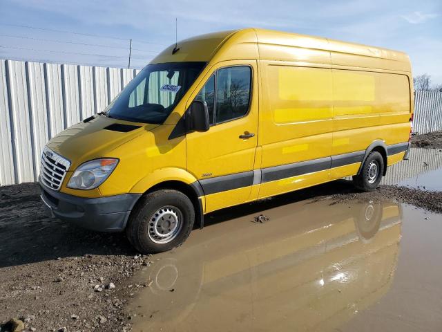 WDYPE8CB0D5810687 - 2013 FREIGHTLINER SPRINTER 2500 YELLOW photo 1