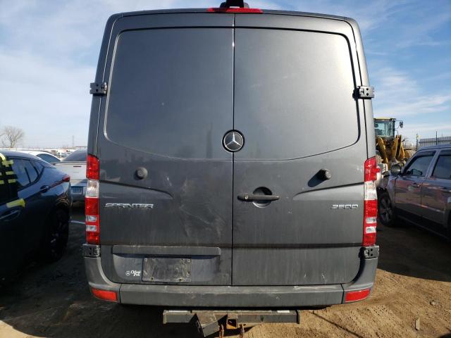 WD3PE7CD3JP621355 - 2018 MERCEDES-BENZ SPRINTER 2500 GRAY photo 6