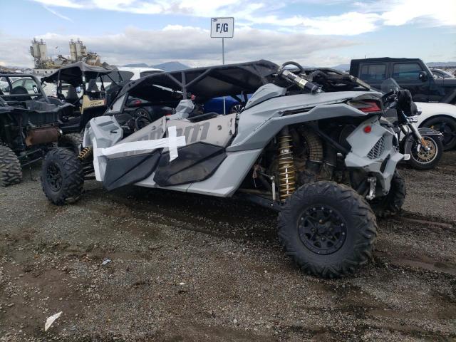 3JBVNAW25KK002248 - 2019 CAN-AM MAVERICK X RS TURBO R GRAY photo 3