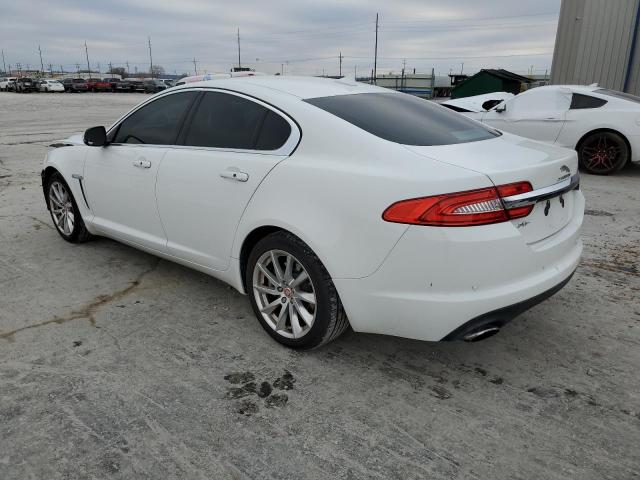 SAJWA0FS7FPU62847 - 2015 JAGUAR XF 2.0T PREMIUM WHITE photo 2