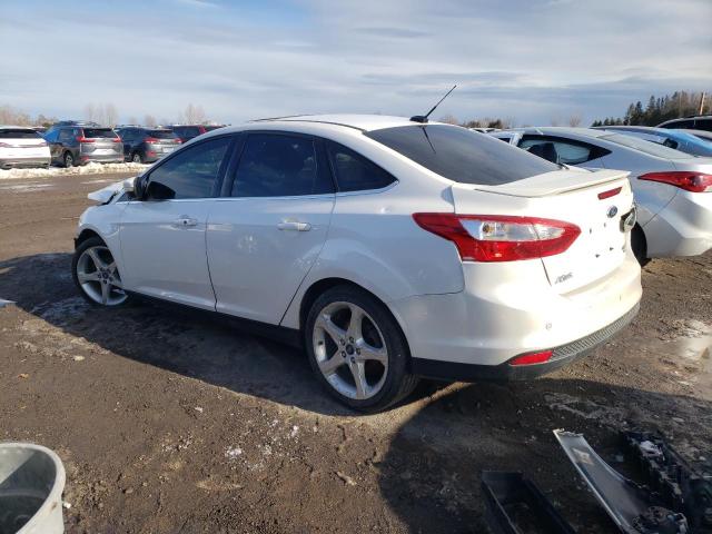 1FAHP3J29CL439089 - 2012 FORD FOCUS TITANIUM WHITE photo 2