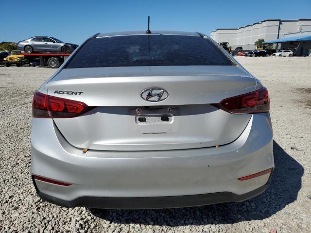 3KPC24A37KE062187 - 2019 HYUNDAI ACCENT SE SILVER photo 6