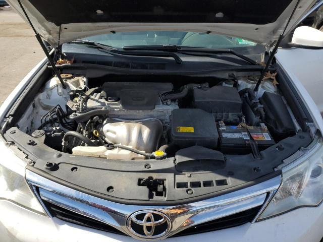 4T1BF1FK6CU508326 - 2012 TOYOTA CAMRY BASE WHITE photo 11