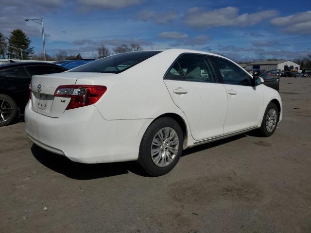 4T1BF1FK6CU508326 - 2012 TOYOTA CAMRY BASE WHITE photo 3