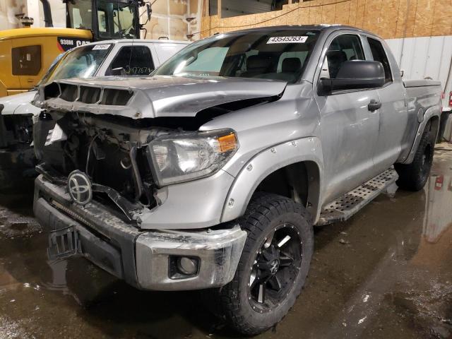 5TFUY5F19JX743448 - 2018 TOYOTA TUNDRA DOUBLE CAB SR/SR5 SILVER photo 1