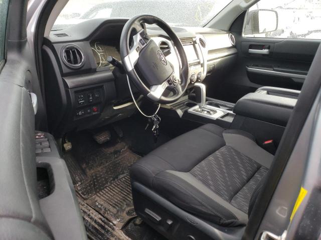 5TFUY5F19JX743448 - 2018 TOYOTA TUNDRA DOUBLE CAB SR/SR5 SILVER photo 7