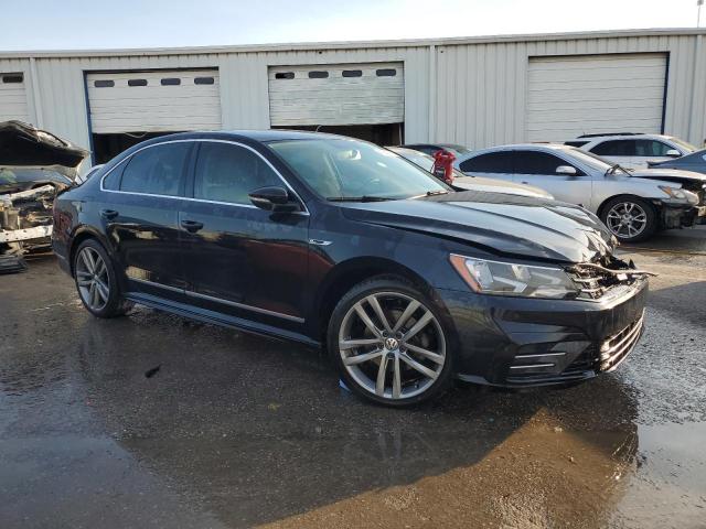 1VWDT7A38HC005769 - 2017 VOLKSWAGEN PASSAT R-LINE Schwarz Foto 4