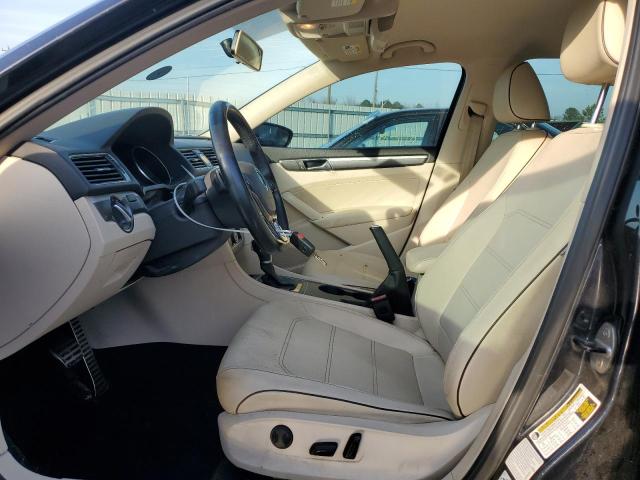 1VWDT7A38HC005769 - 2017 VOLKSWAGEN PASSAT R-LINE Schwarz Foto 7